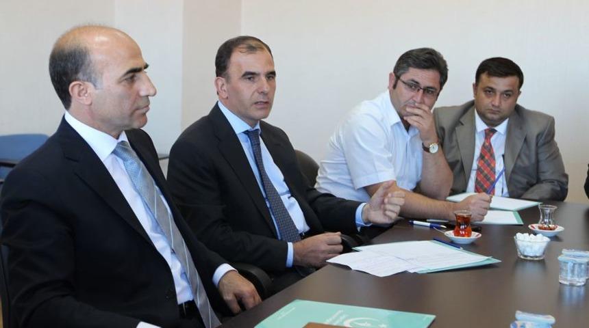 B&ouml;lge Sağlık M&uuml;d&uuml;rleri Erzurum'da Buluştu
