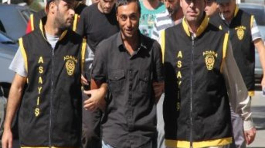 Sahte Polisi Ger&ccedil;ek Polis Yakaladı