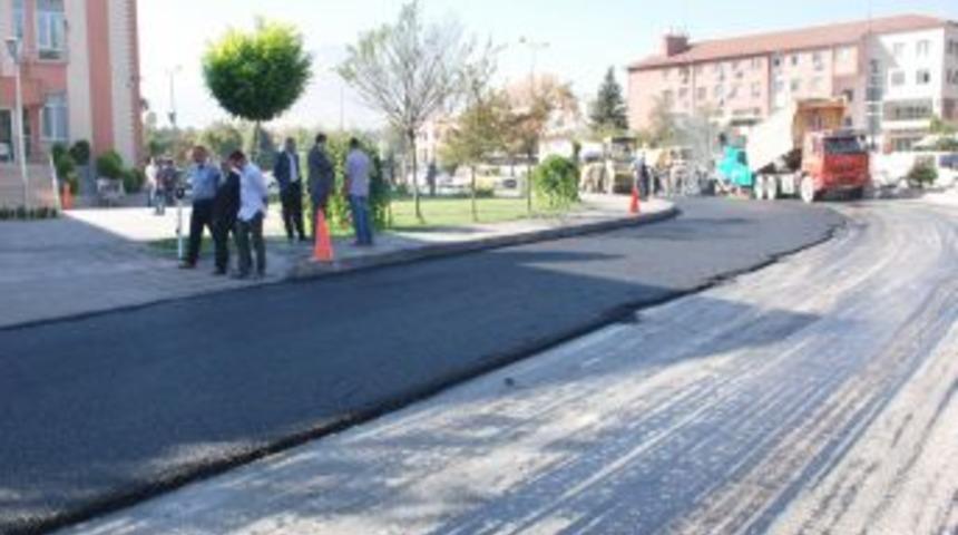 Melikgazi&rsquo;de Sıcak Asfalt &Ccedil;alışması Hızlandı
