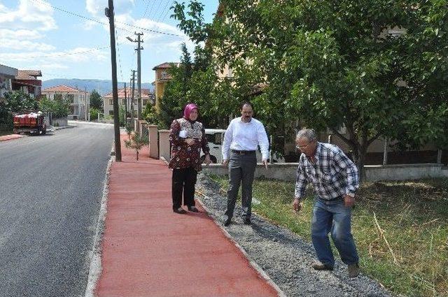 Başkan Ayaz İş&ccedil;isinin Yanında, Halkın İ&ccedil;inde 1