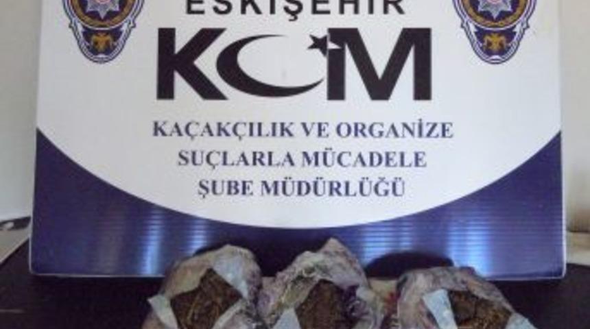 Sokak Satıcılarına Uyuşturucu Operasyonu: 7 G&ouml;zaltı