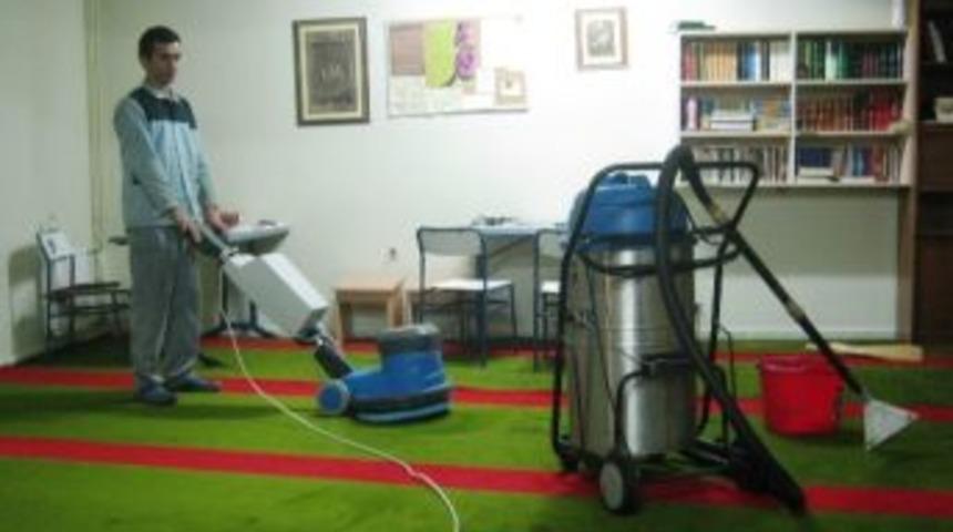 İzmit Belediyesi'nden &Ouml;ğrenci Yurdunda Temizlik