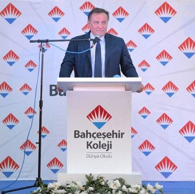 Bahçeşehir Koleji Halkalı’da Açıldı