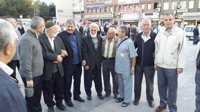 Başkan Korkmaz Hacı Adaylarını Uğurladı