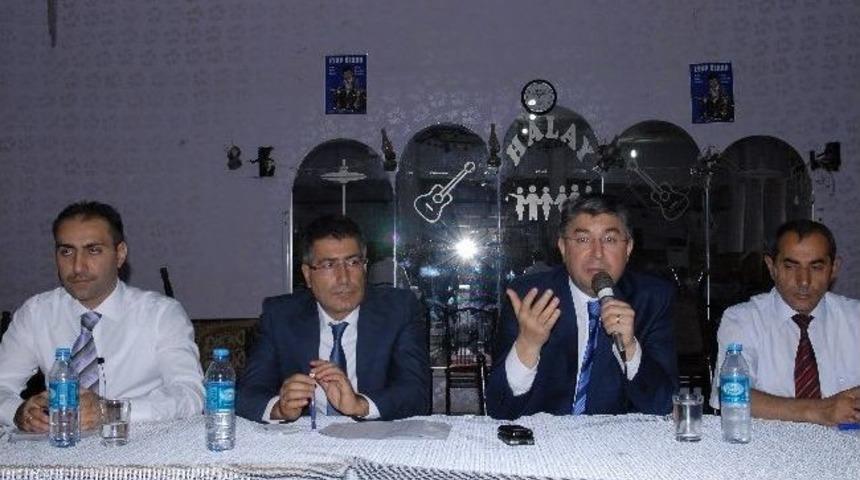 Kaymakam Yılmaz, Okul M&uuml;d&uuml;rleriyle Buluştu