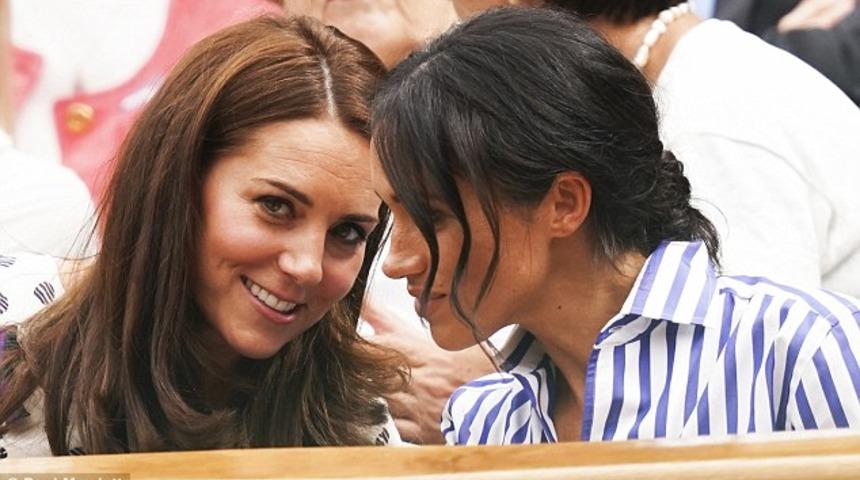  B&ouml;yle samimi durduklarına bakmayın! Aslında birbirlerine d&uuml;şmanlar