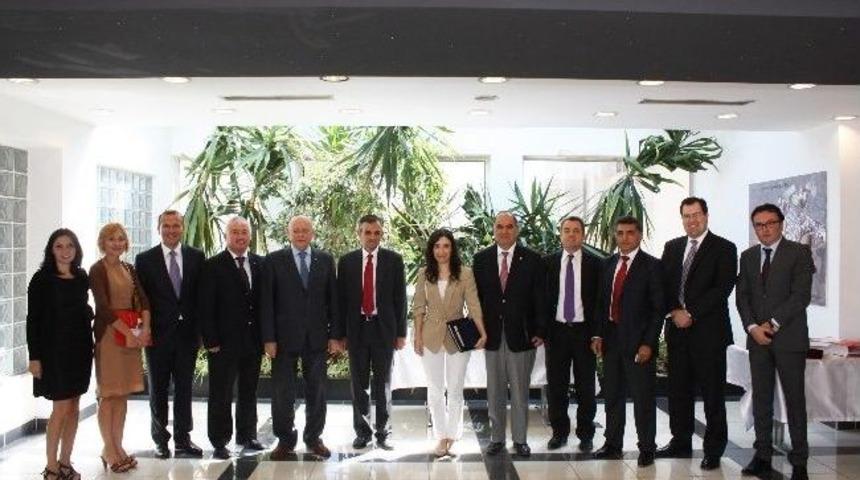 Amerika İle Ticaret Ve Ortak Projeler