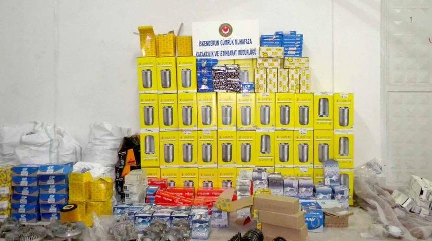 İskenderun'da 704 Par&ccedil;a Ka&ccedil;ak Yedek Oto Par&ccedil;ası Ele Ge&ccedil;irildi