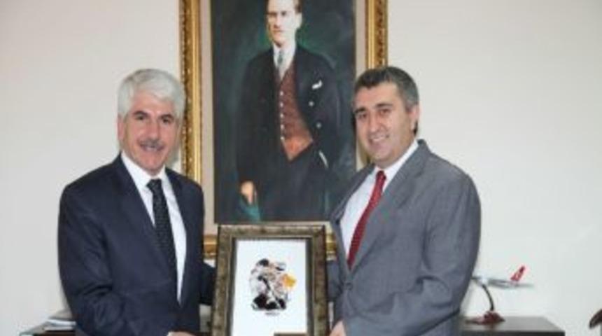 Başkan Sakallı'dan Kaymakamı &Uuml;naldı&rsquo;ya Ziyaret