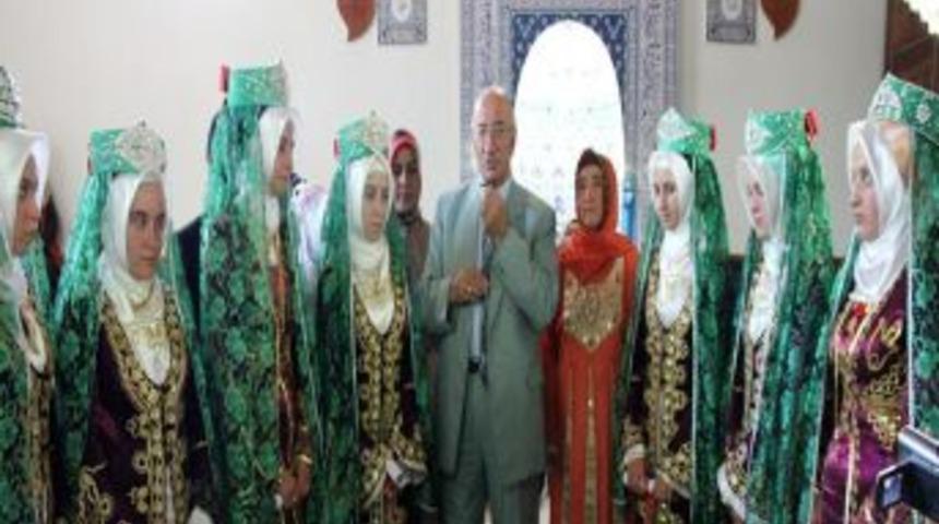 Kız Kur'an Kursunda Icazet Merasimi