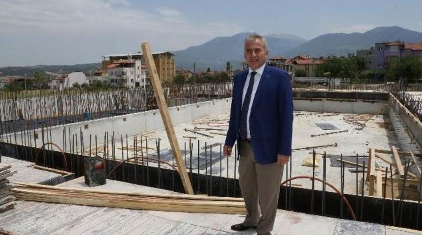 Kayıhan Y&uuml;zme Havuzu İ&ccedil;in Geri Sayım Başladı