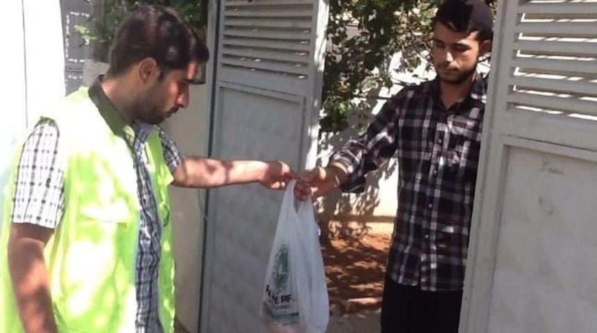 Yar-der Fakir Ve Yetimleri Yine Unutmadı