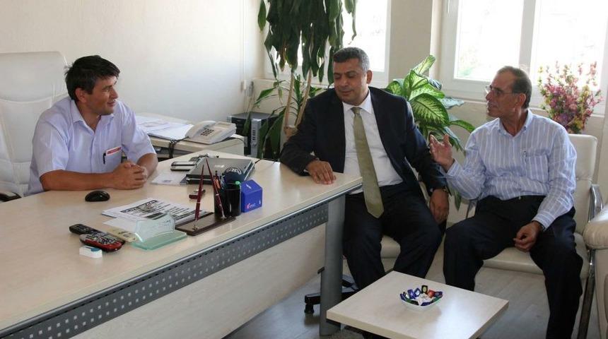 Eylemcilerin Yaraladığı Polis M&uuml;d&uuml;r&uuml;: Taş Iyi Ki Bana Isabet Etti