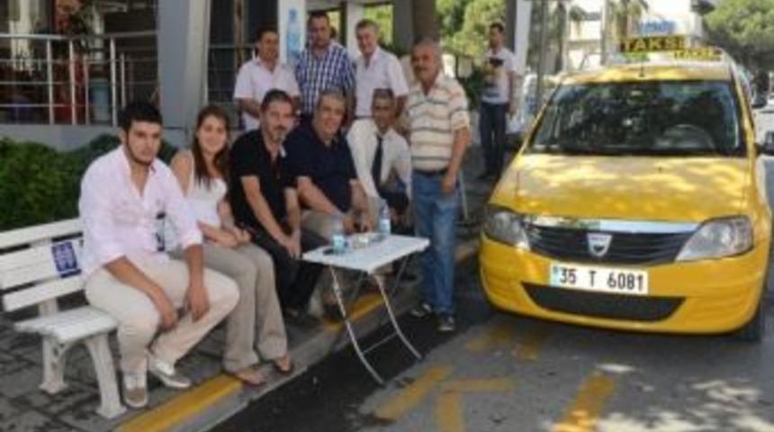 Chp Aday Adayı Fikret Kar Taksicilerle Buluştu