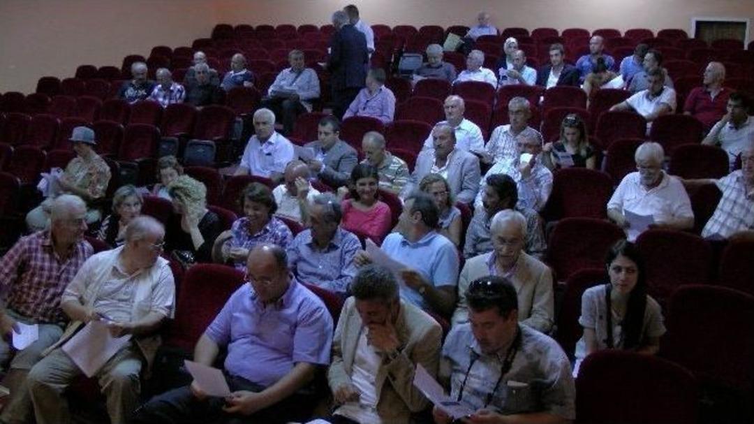 Ak&ccedil;akoca Balık&ccedil;ı Barınağı Batı Mendireği Projesi Tartışmalara Neden Oldu