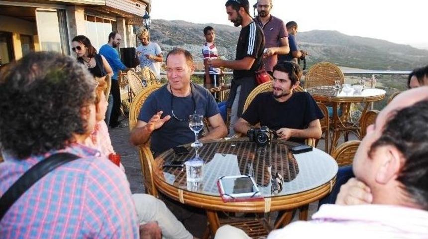 S&uuml;mer Ezg&uuml;, Burdur G&ouml;l&uuml;ne Ağıt Yaktı