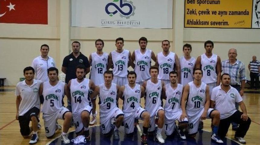 &Ccedil;orlu Basketbolcuları A&ccedil;ık Ara Farkla Galip Geldi