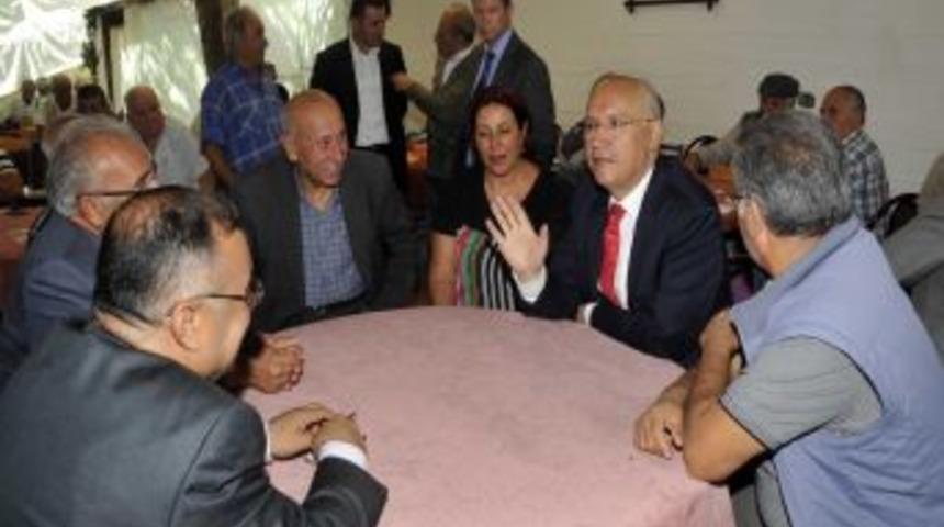 Yenimahalle Belediye Başkanı Yaşar &Ccedil;arşı Esnafını Ziyaret Etti