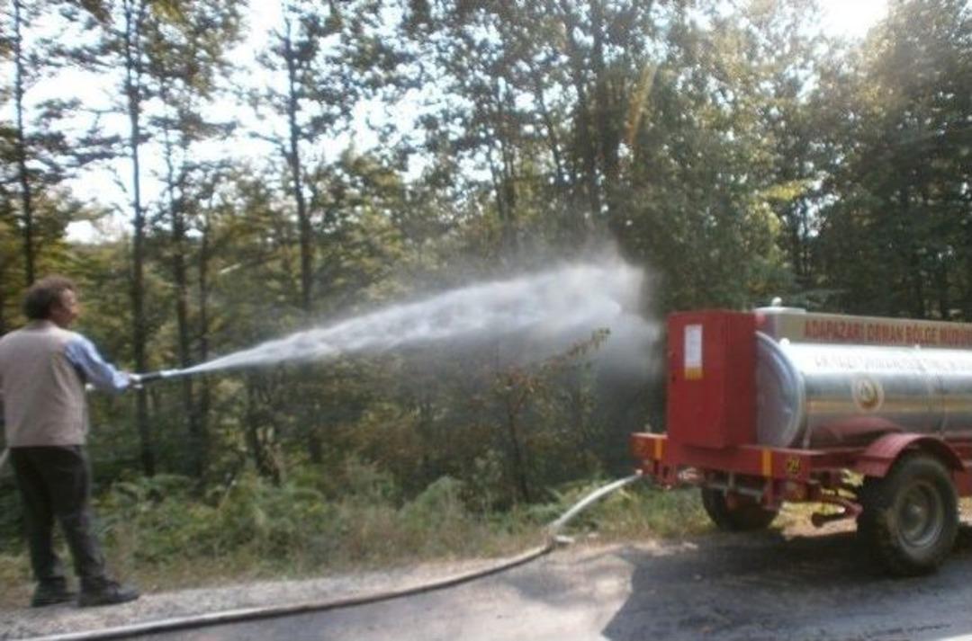 K&ouml;yl&uuml;lere Dağıtılan Su Tankerleri İle Orman Yangını S&ouml;nd&uuml;r&uuml;ld&uuml;