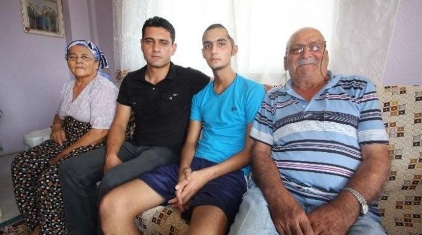 Bayraklı Belediyesi, Hemşehrisine Sahip &Ccedil;ıktı