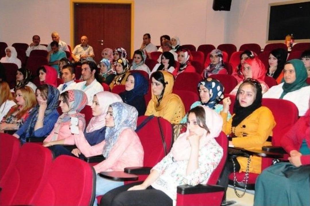 Kuzey Iraklı &Ouml;ğrencilerin Sertifika T&ouml;reni