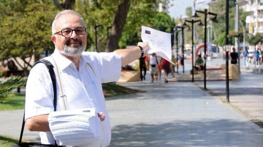 Profes&ouml;rden &lsquo;uygar Direniş&rsquo; Eylemi