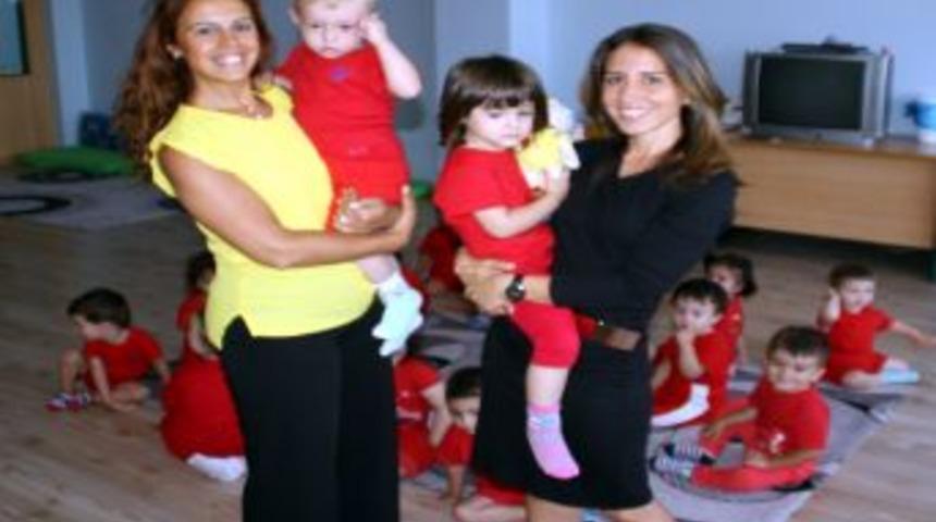 "Kundaklamak Bebeğe Ana Rahmindeki G&uuml;veni Verir"