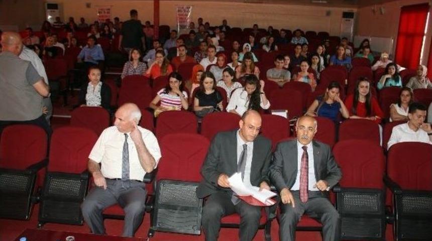 Yeni Atanan &Ouml;ğretmenlere Uyum Semineri