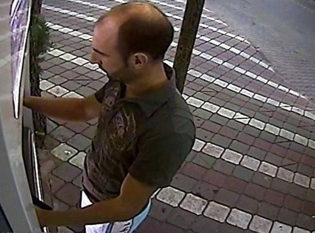 Siber Polisler 2 Bin Kişinin Kredi Kartı Bilgilerini Kurtardı 2