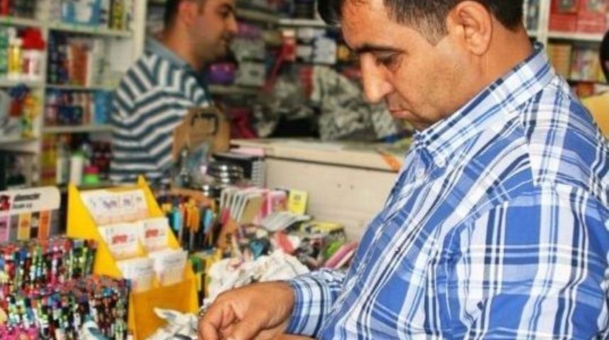 Kırtasiyecilerin &lsquo;ne Alırsan Bir Milyon&rsquo; Tepkisi