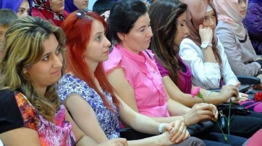 Harran&rsquo;da Bayanlar Aile Eğitimi Konusunda Bilgilendirildi