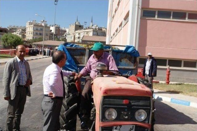 Vali Tapsız’nın Ziyaretleri Sürüyor