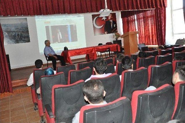 Kozan'da 71 Aday Öğretmen İçin Seminer Verildi