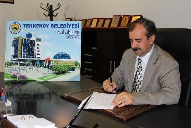 Tekkeköy Belediyesi Yeni Hizmet Binasının Sözleşmesi İmzalandı