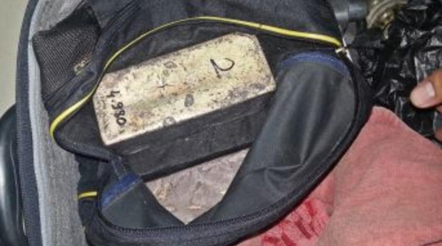 &Ouml;nc&uuml;pınar Sınır Kapısı'nda 20 Kilogram G&uuml;m&uuml;ş Ele Ge&ccedil;irildi