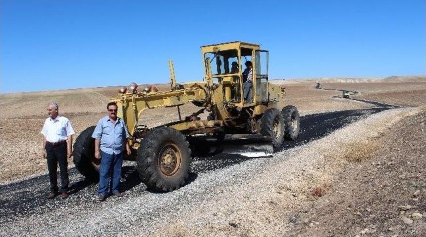 Samsat&rsquo;ın B&uuml;t&uuml;n K&ouml;y Yolları Onarımdan Ge&ccedil;irildi