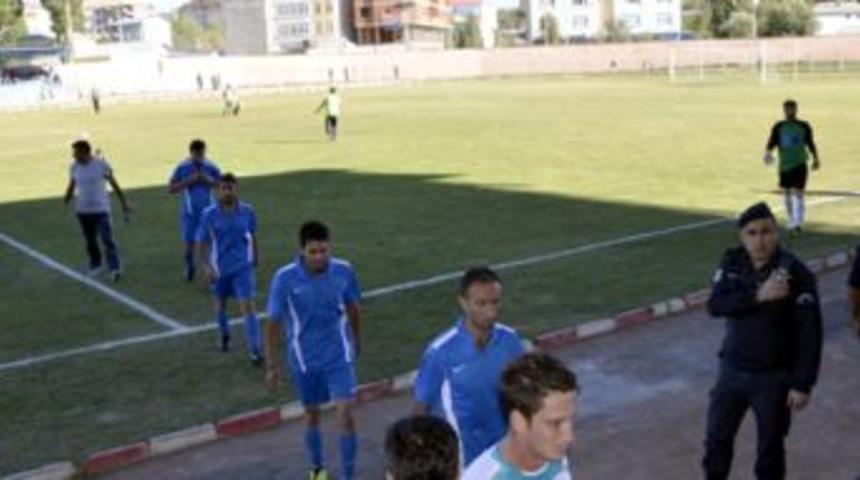 Futbol iyi, sonu&ccedil; k&ouml;t&uuml;, G&ouml;le Spor taraftarı &uuml;zd&uuml;!