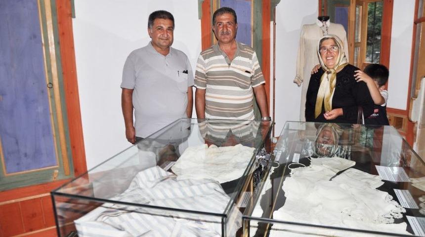 Tarihi Evde Osmanlı Ve Cumhuriyet'in Ilk D&ouml;nemi Ipek &Uuml;r&uuml;nleri Sergilenecek