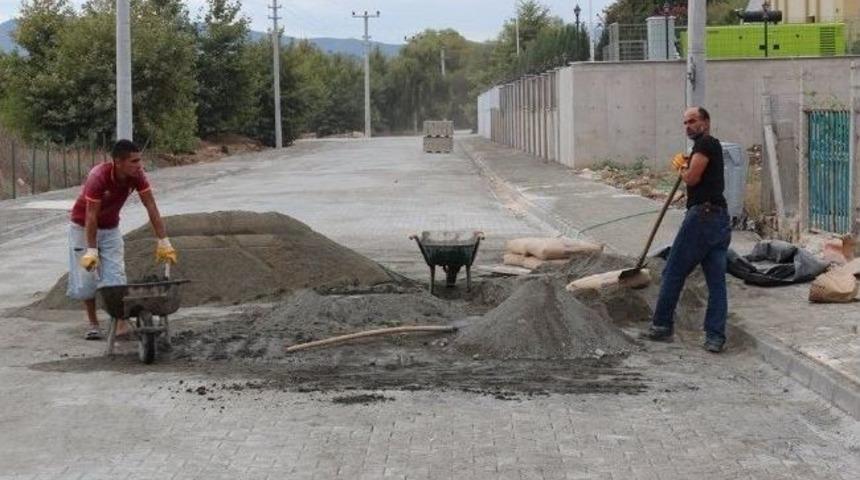 Yalova Beledıyesı&rsquo;nden Merkez K&ouml;y Yollarına 9 Bin Ton Asfalt