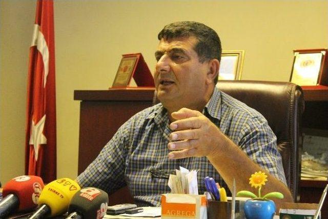 Ay&ccedil;i&ccedil;ek &Uuml;reticisi Fiyattan Memnun Kalmadı 1