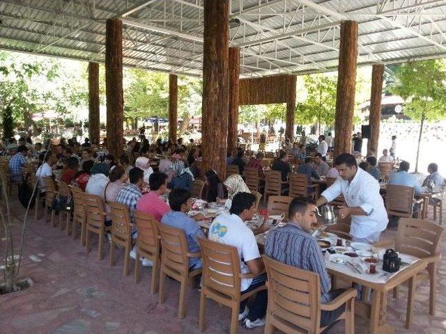 Başkan Yazıcı Yeni Atanan &Ouml;ğretmenlere Akyazı&rsquo;yı Tanıttı 2