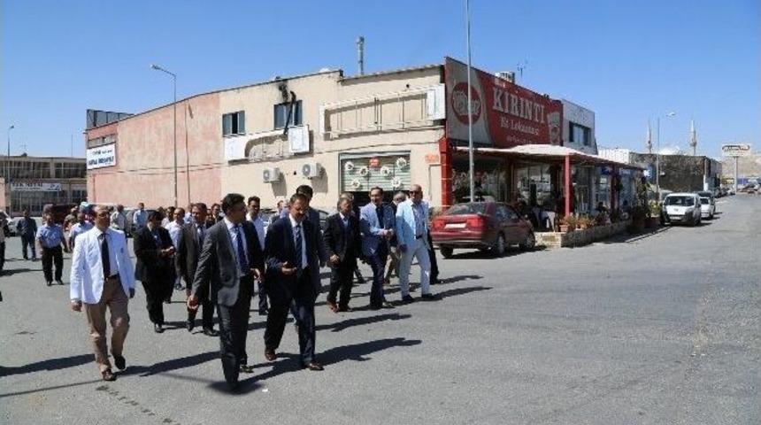 &Ouml;zhaseki'den Demirciler Sitesi'ne Cuma Ziyareti
