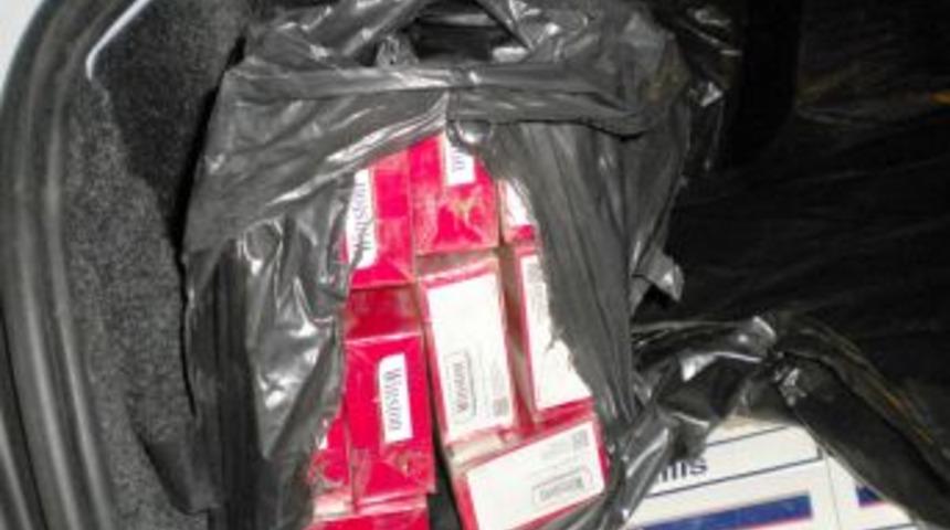 Polis, 18 Bin 759 Paket Ka&ccedil;ak Sigara Ele Ge&ccedil;irdi