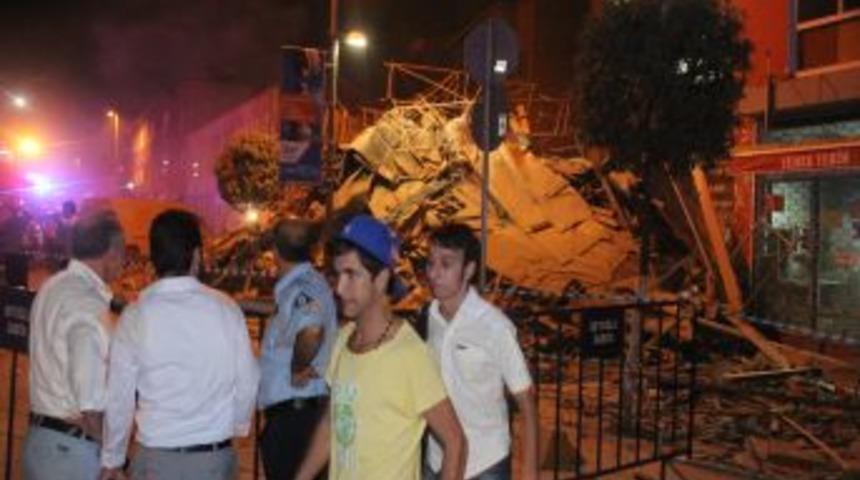 Beyoğlu&rsquo;nda 4 katlı bina &ccedil;&ouml;kt&uuml;