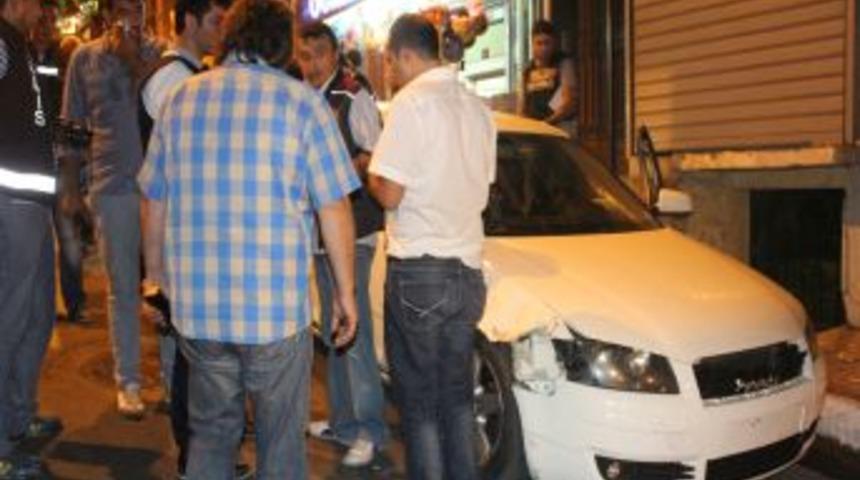 Beyoğlu&rsquo;nda polise silahlı saldırı