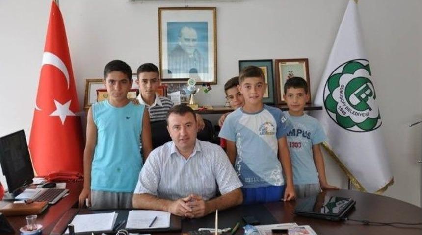 &Ccedil;ocuklardan &Ouml;rnek Davranış