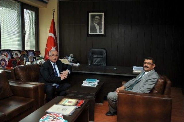 Vali Tuna&rsquo;dan Nezaket Ziyaretleri 1