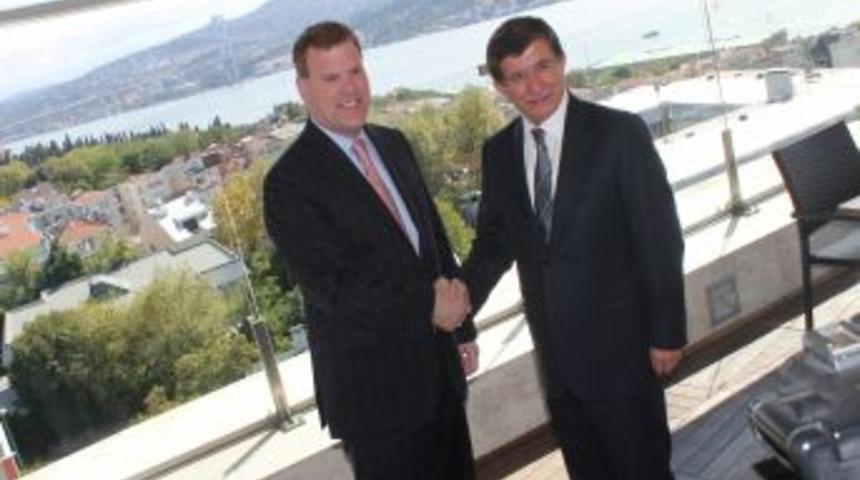 Davutoğlu, Kanada Dışişleri Bakanı&rsquo;yla G&ouml;r&uuml;ş&uuml;yor