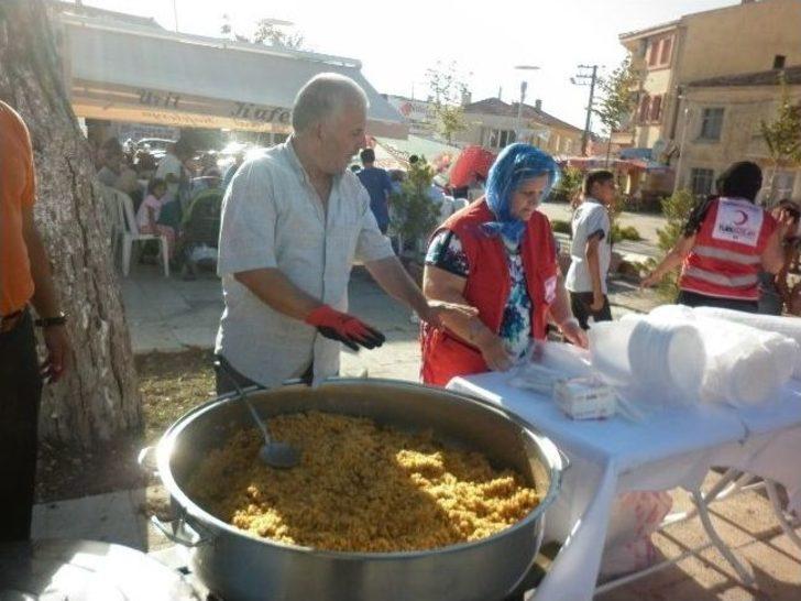 Urla'da Kızılay Destekli Sünnet Şöleni G5