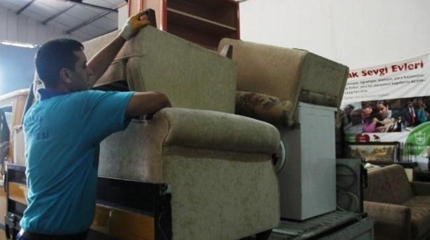 Konak Eşya Bankası&rsquo;nda Stoklar T&uuml;kenmek &Uuml;zere